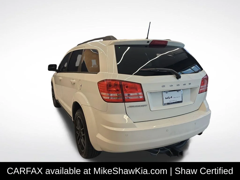 Used 2020 White Dodge SE image 4