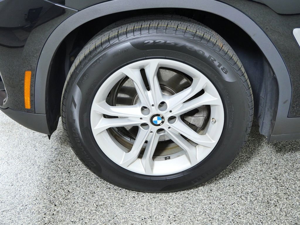 Used 2021 Jet Black BMW xDrive30i image 18