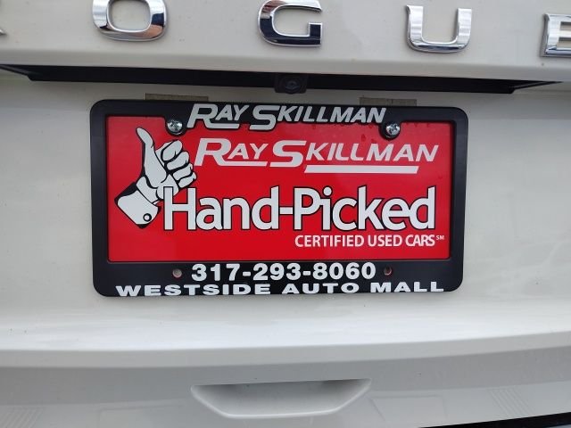 Used 2023 White Nissan SV image 29
