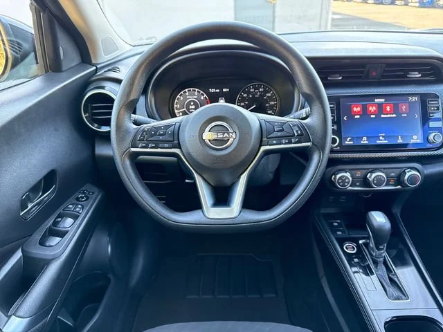 Used 2023 Super Black Nissan SV image 17