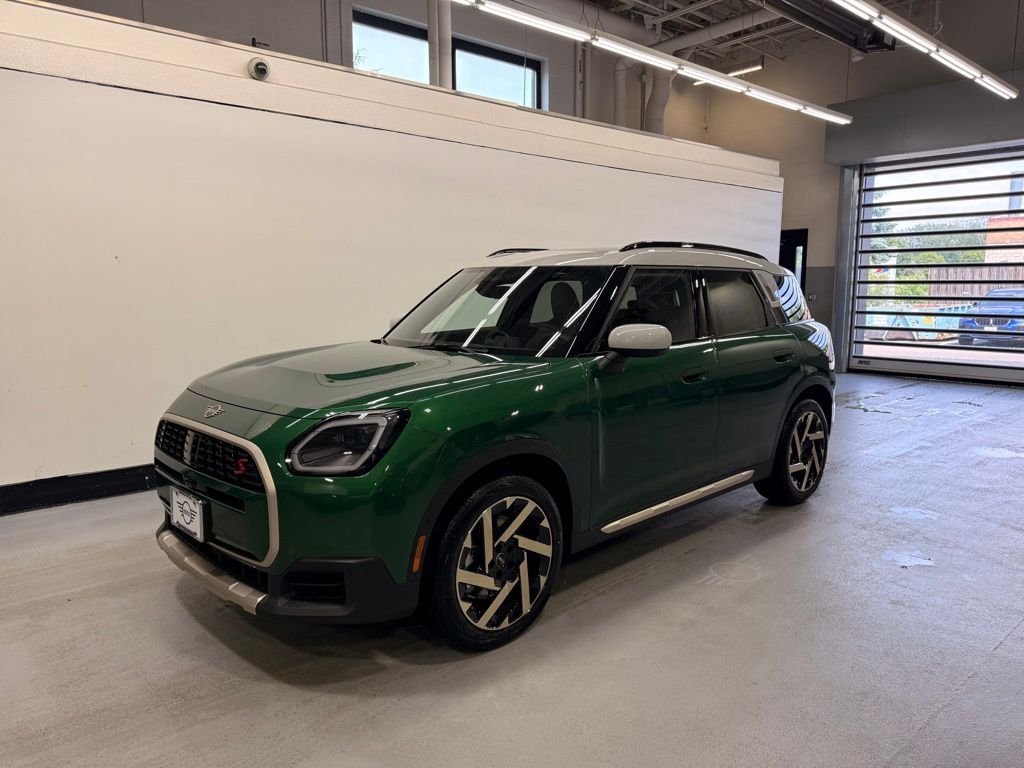 2027 MINI Countryman's photo