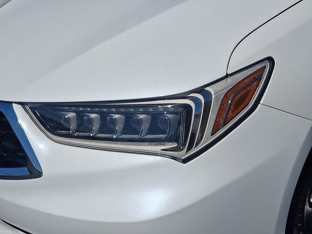 Used 2018 Bellanova White Pearl Acura 2.4L image 9