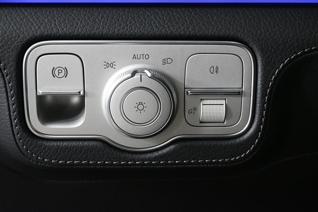 New 2026 Black Mercedes-Benz GLE 350 image 9
