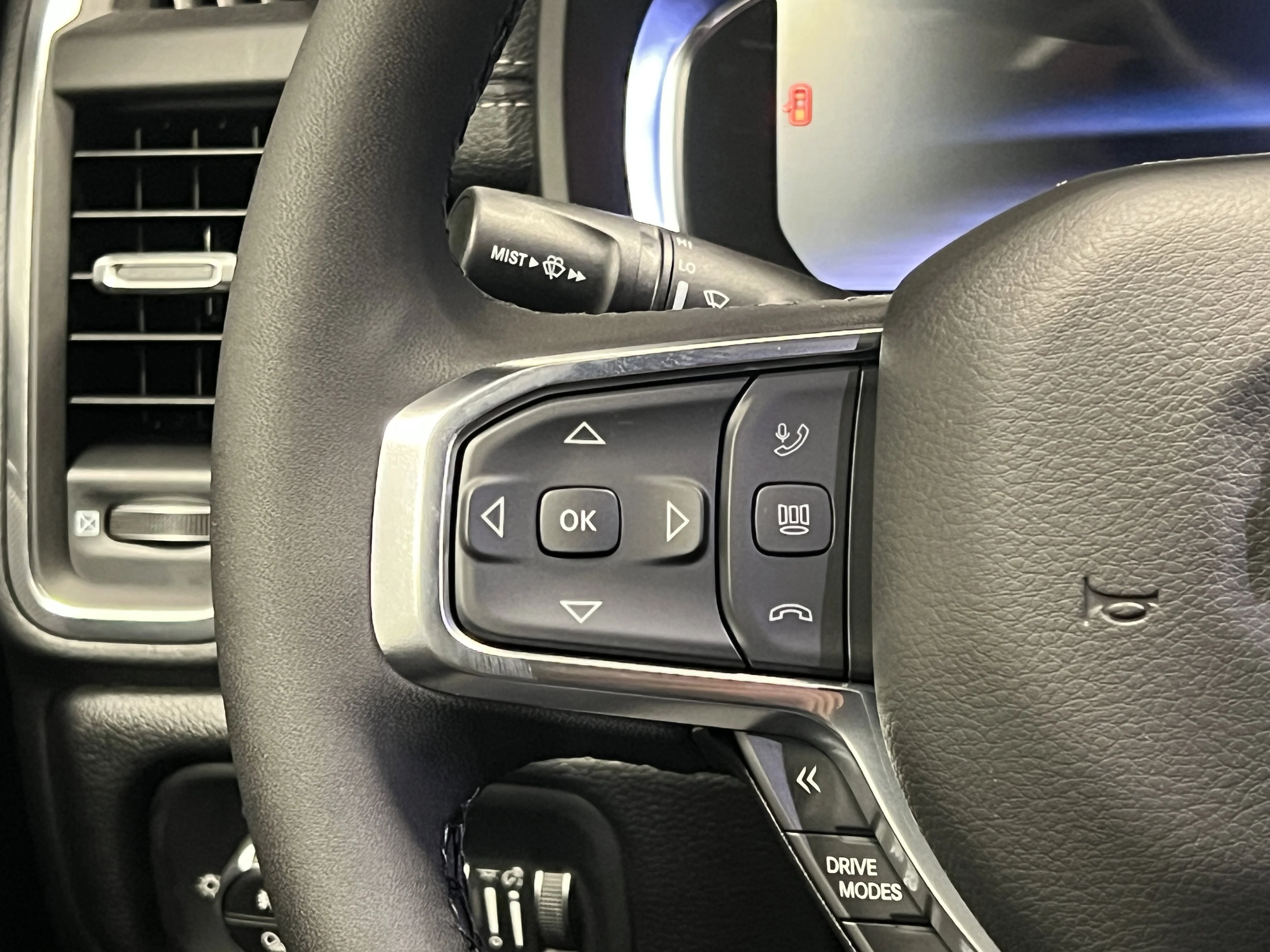 2026 RAM 1500 Laramie - Photo 19