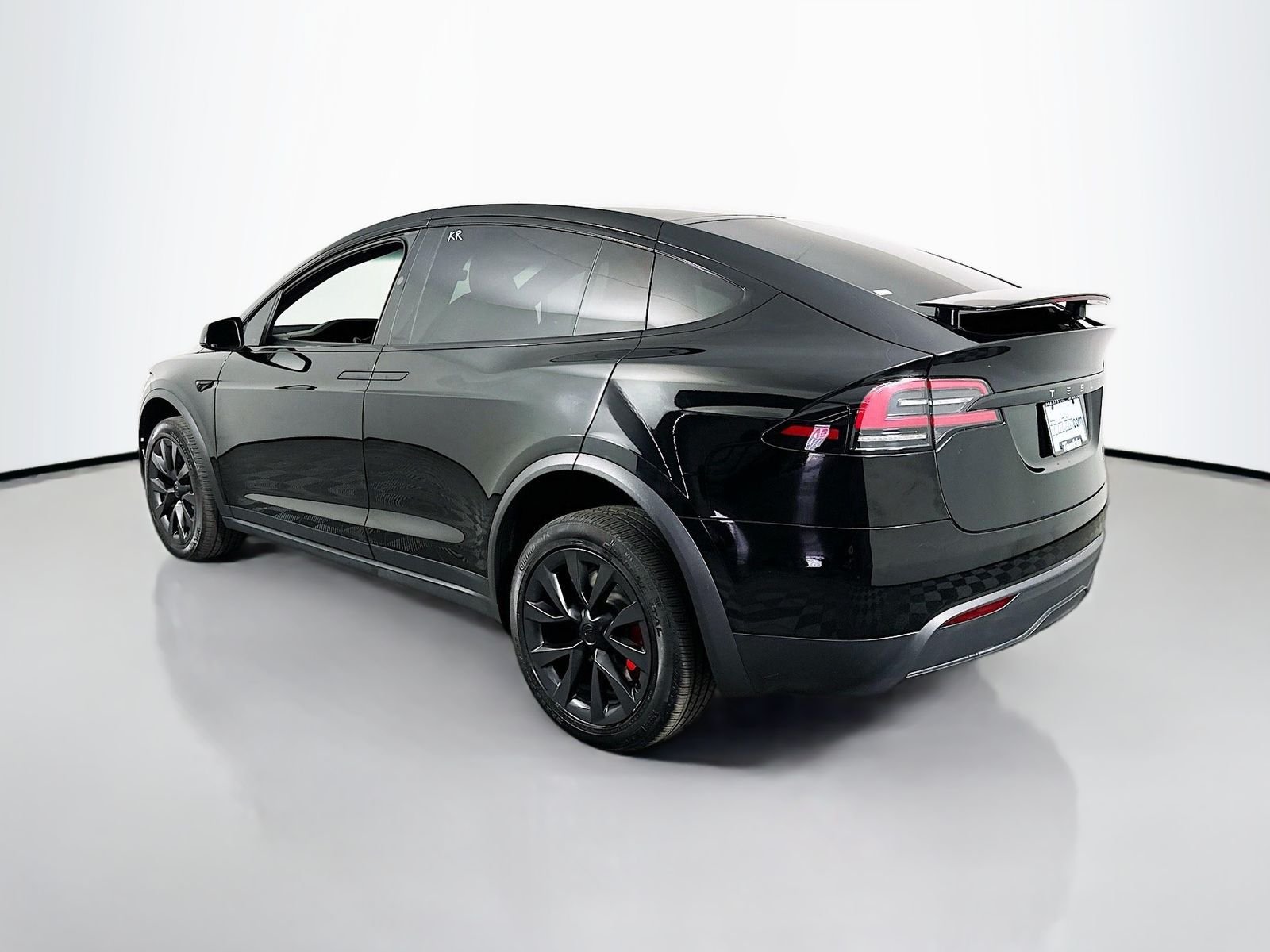 Used 2023 Solid Black Tesla Plaid image 5