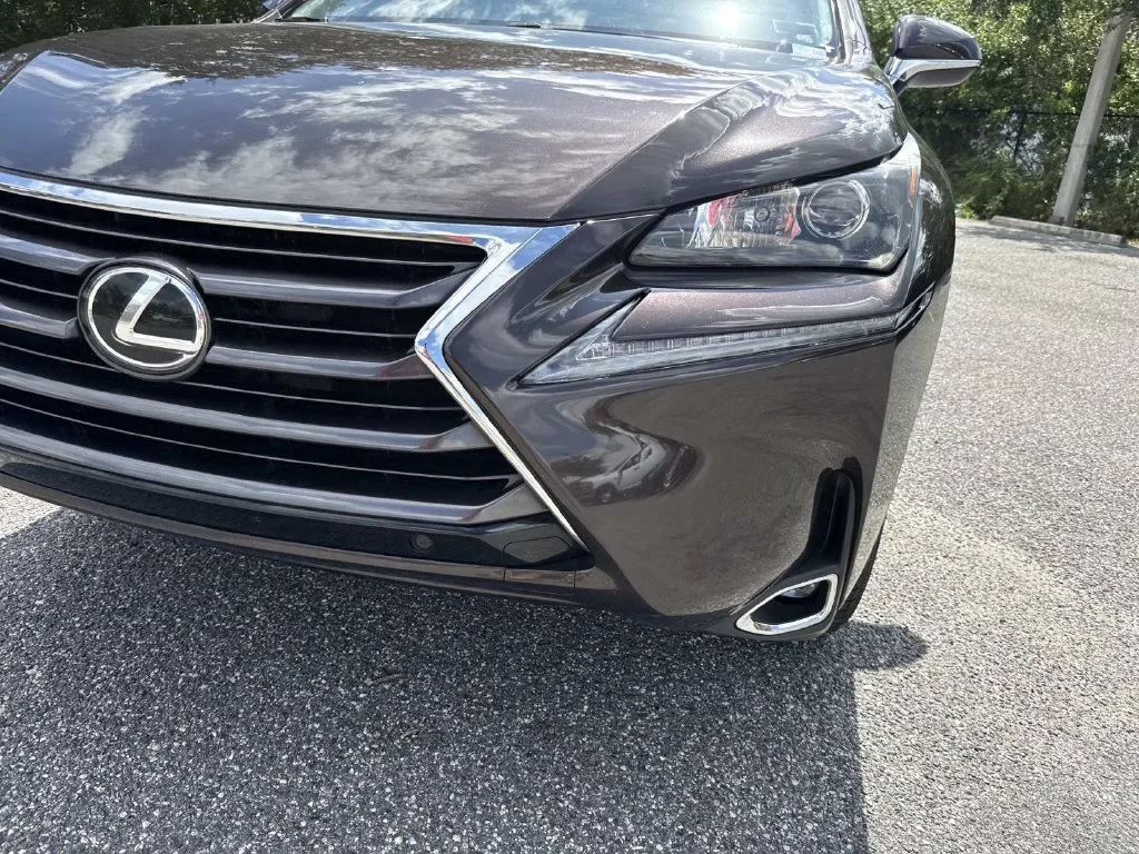 Used 2015 Red Lexus 200t image 10