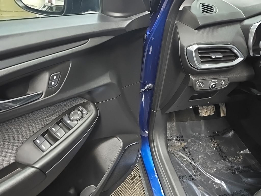 Used 2023 Blue Chevrolet LT image 27