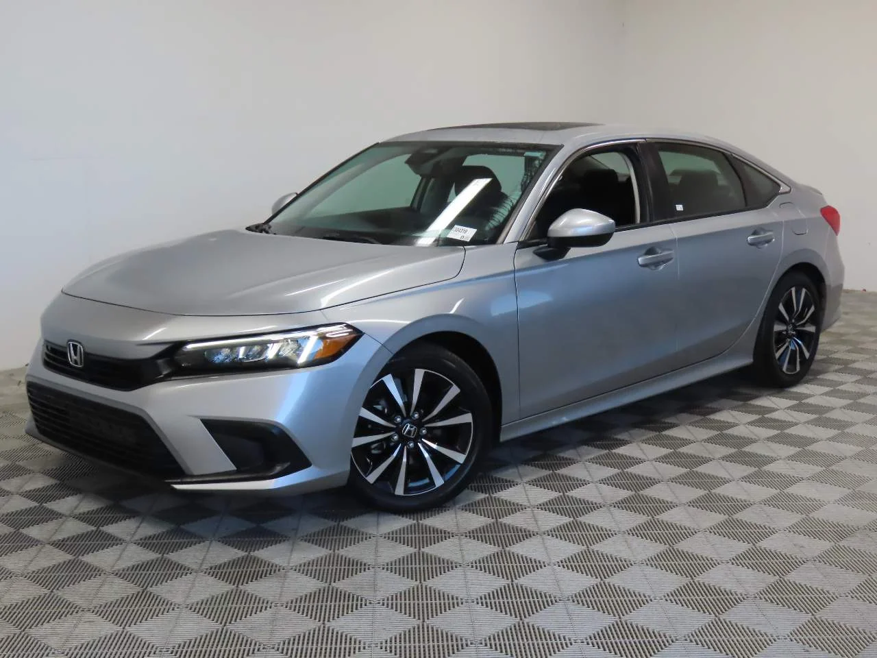 Used 2023 Lunar Silver Metallic Honda EX image 1