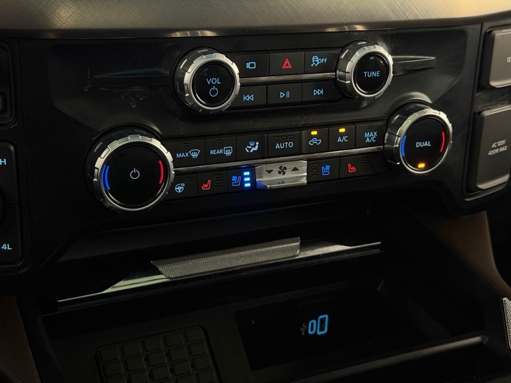 Used 2025 Black Ford King Ranch image 21