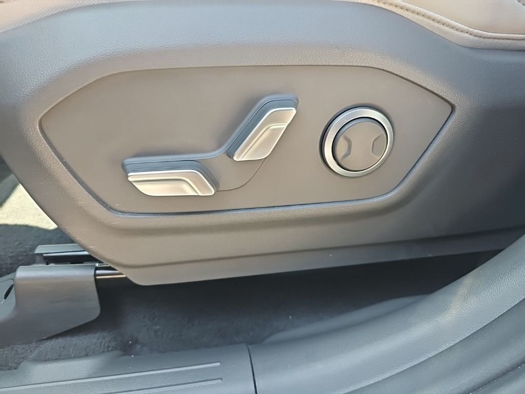 2026 Hyundai Santa Fe SEL - Photo 13