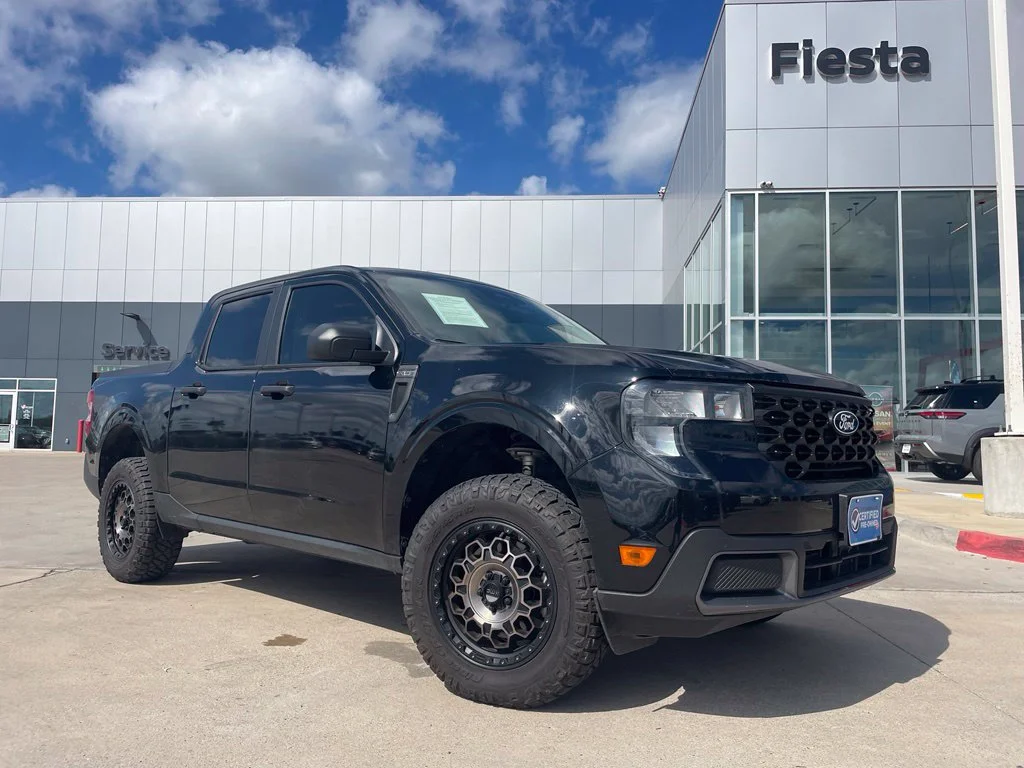 Used 2025 Black Ford XLT image 1
