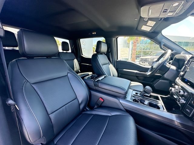 New 2026 Oxford White Ford Lariat image 62