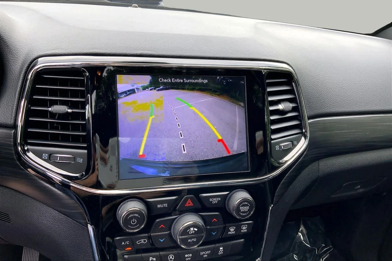 Used 2019 Sting-Gray Clearcoat Jeep Altitude image 28
