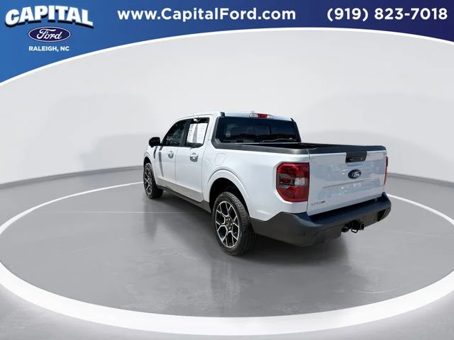Used 2025 White Ford Lariat image 6