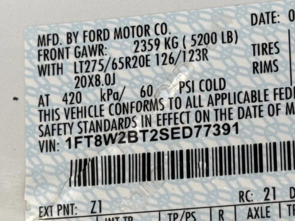 New 2025 White Ford Lariat image 32
