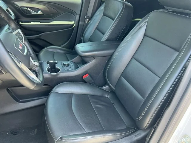 Used 2024  GMC SLT image 34
