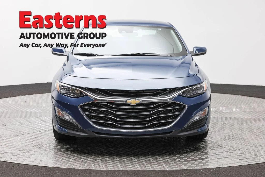 Used 2024 Blue Chevrolet LT image 2