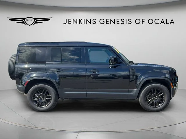 Used 2025 Black Land Rover S image 2