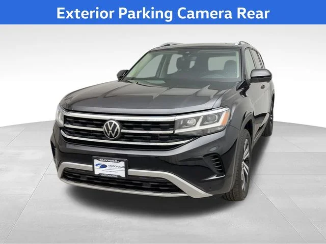 Used 2022 Black Volkswagen SEL image 8