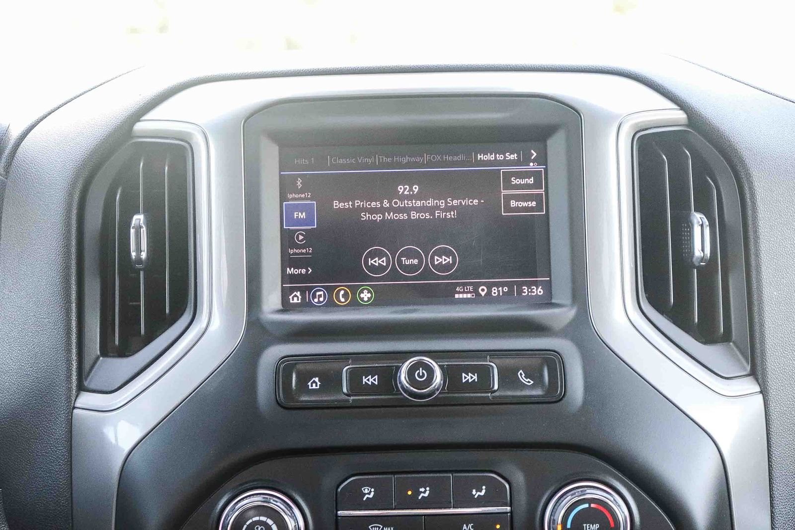 Used 2022 Summit White Chevrolet Custom image 17