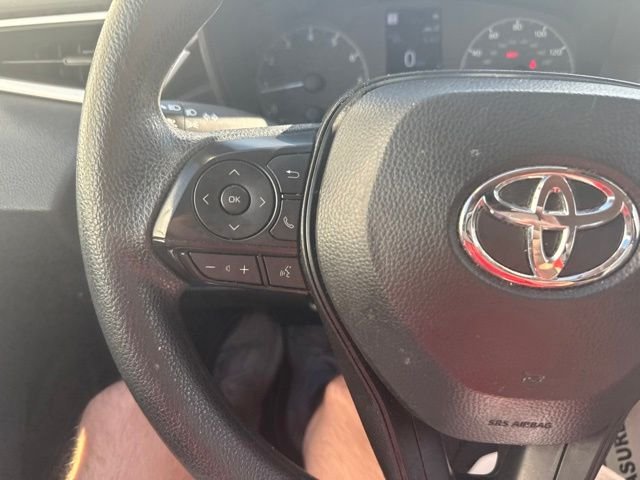 Used 2025  Toyota LE image 28
