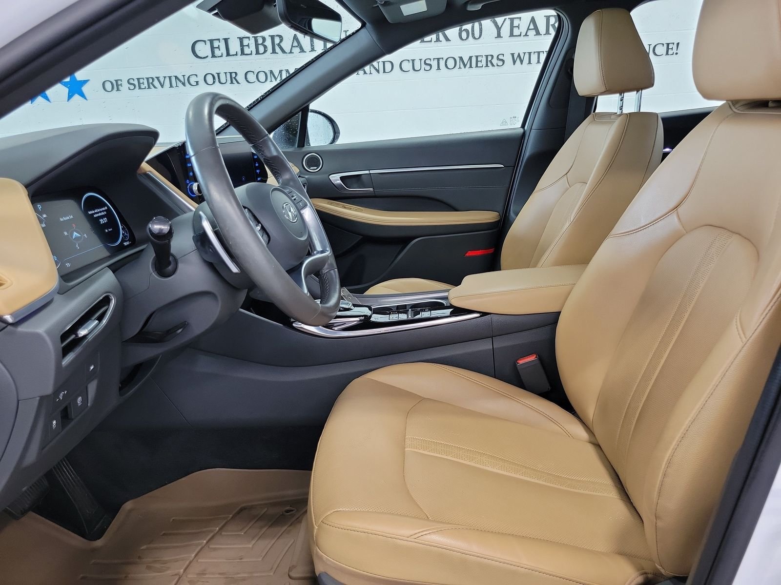 Used 2022 Gray Hyundai Limited image 7
