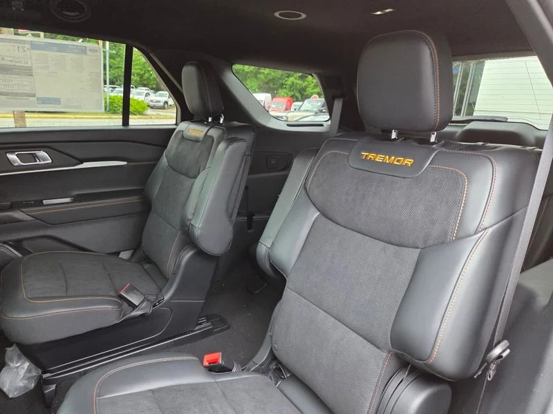 New 2026 Marsh Gray Ford Tremor® image 24