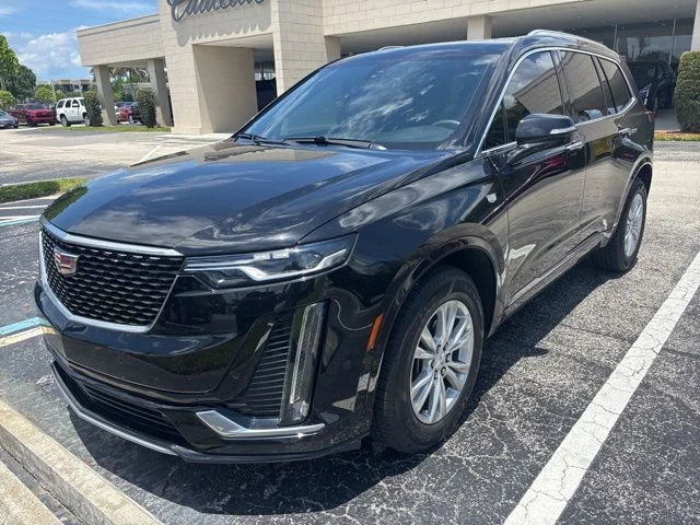 2023 Cadillac XT6 Luxury Auto's photo