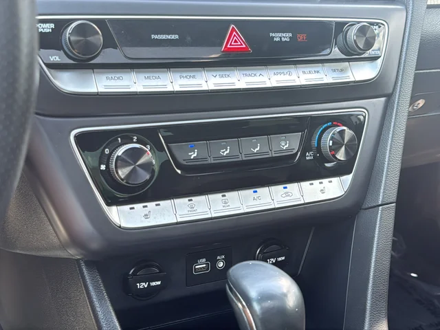 Used 2018 Gray Hyundai Sport image 20
