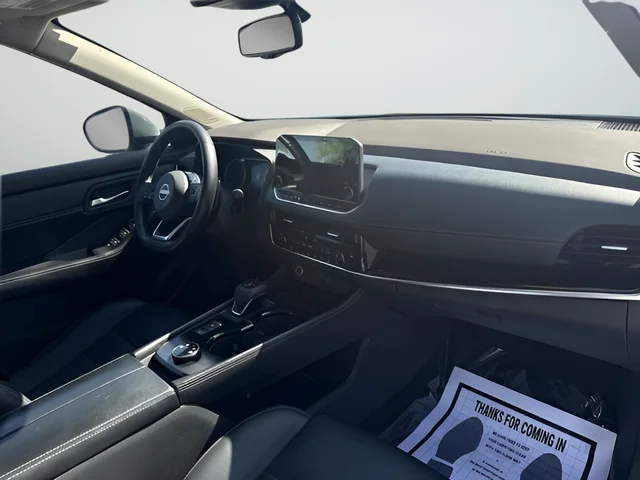 Used 2023 Gray Nissan SL image 18
