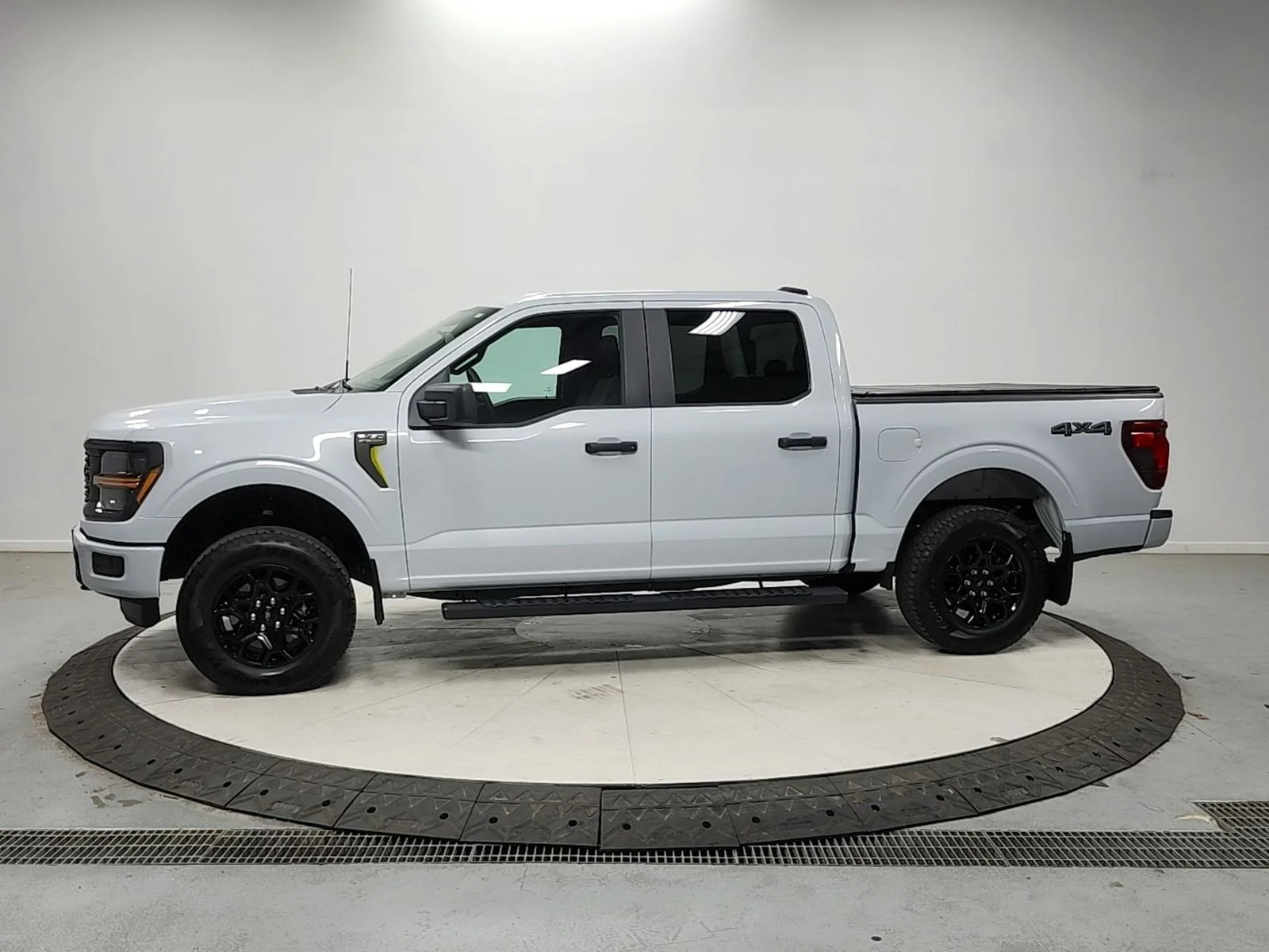 Used 2025 Space White Metallic Ford STX image 4