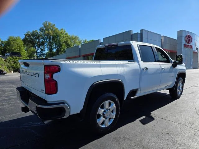 Used 2020 White Chevrolet LTZ image 8
