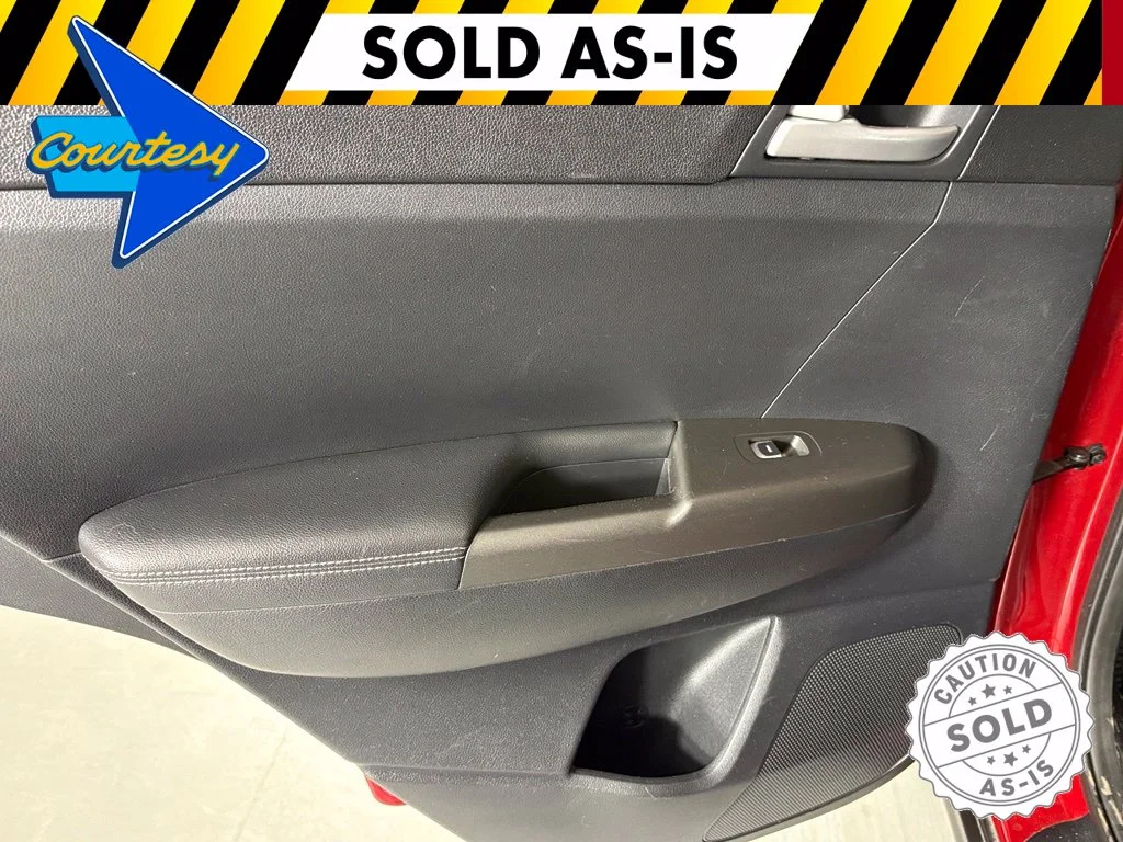 Used 2018 Red Kia LX image 31