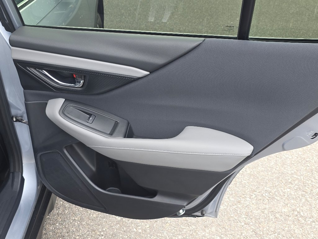 Used 2020 Ice Silver Metallic Subaru Premium image 23
