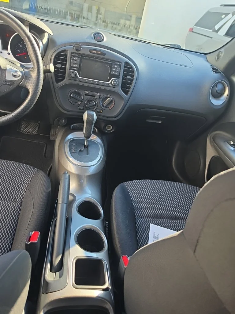 Used 2017 Black Nissan S image 17