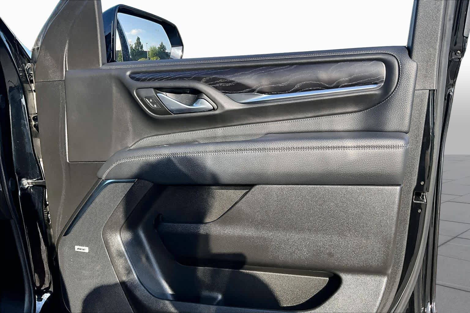 Used 2023 Onyx Black GMC Denali image 21