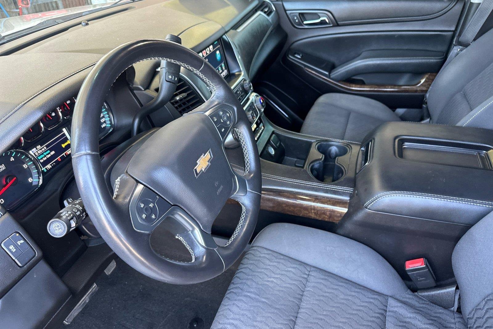 Used 2016 Silver Ice Metallic Chevrolet LS image 10