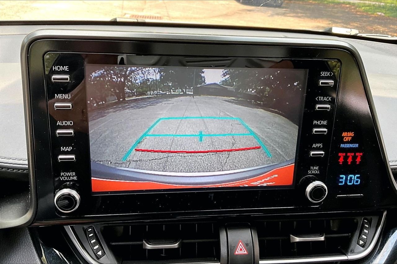 Used 2019 Silver Toyota LE image 13