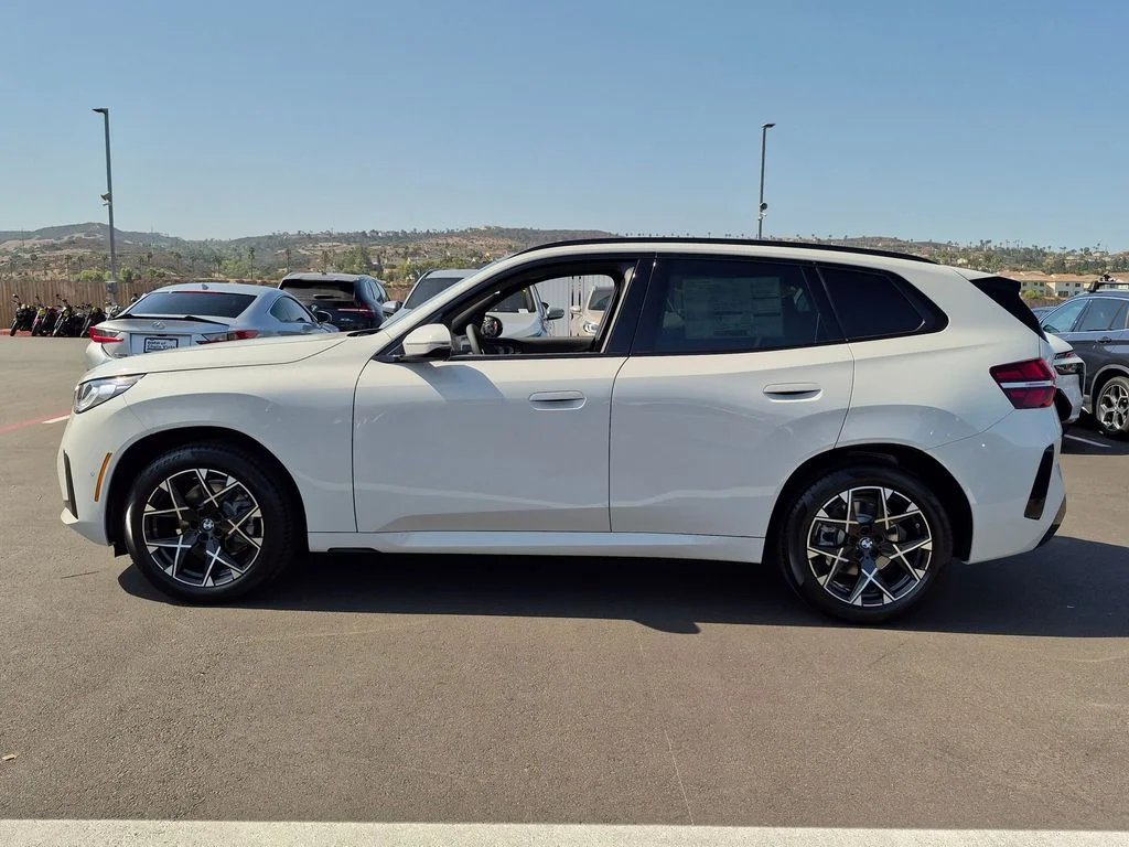 New 2026 White BMW 30 xDrive image 5