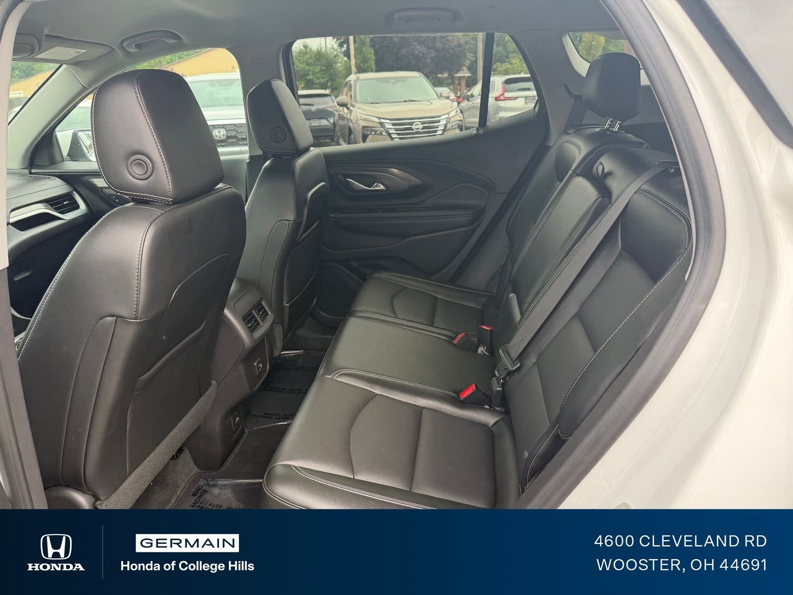 Used 2024 Summit White GMC SLT image 12