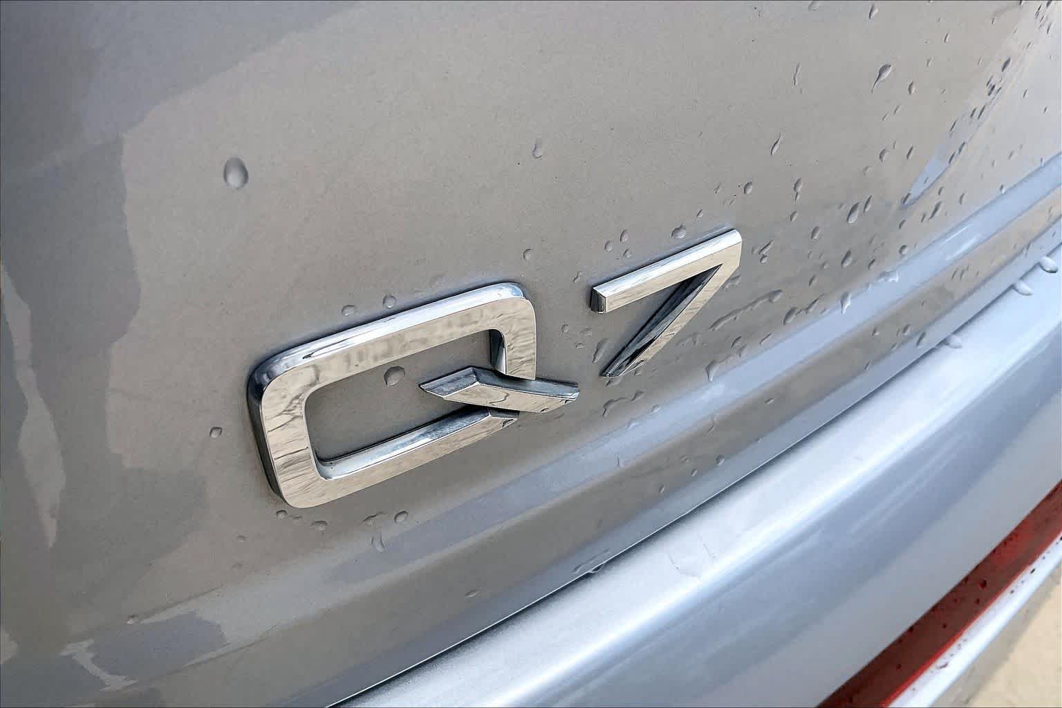 Used 2018 Florett Silver Metallic Audi Premium Plus image 31