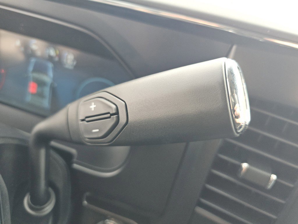 New 2026 Argon Blue Metallic Ford LARIAT image 34