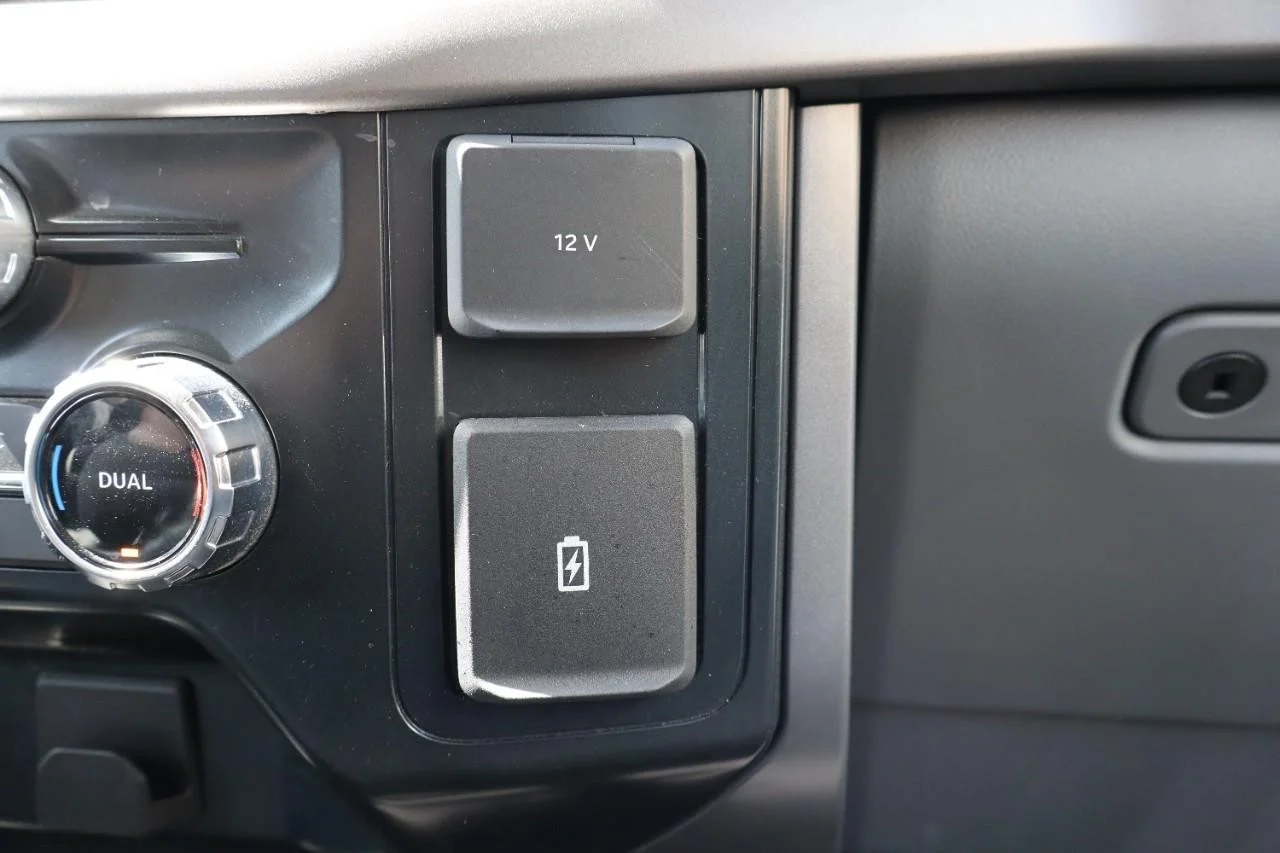 Used 2025 Atlas Blue Ford XLT image 22