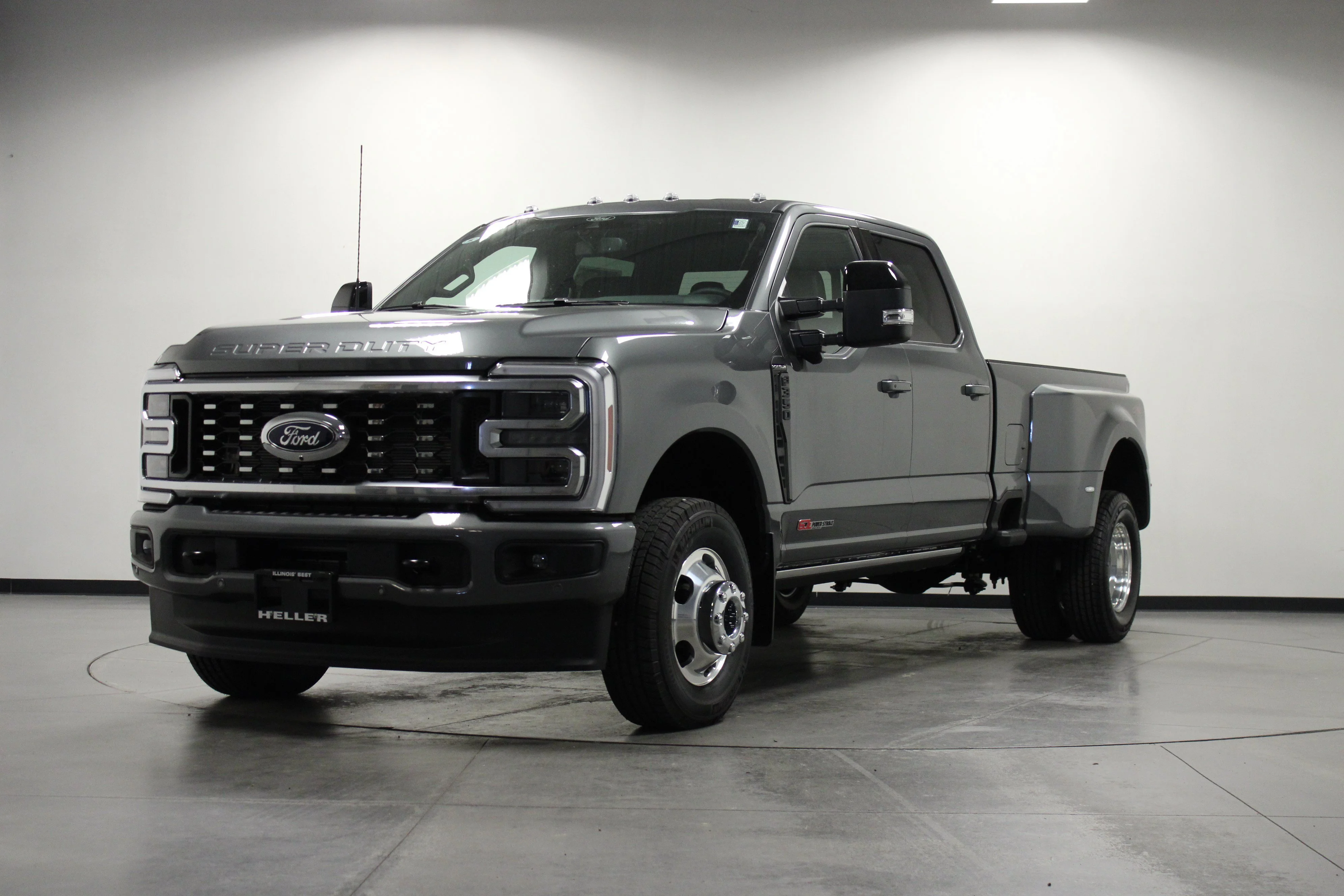 New 2026 Carbonized Gray Metallic Ford F-350® Platinum® image 8