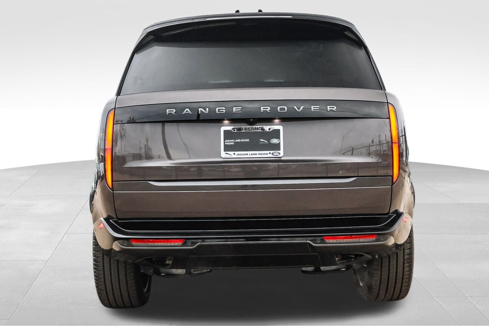 2026 Land Rover Range Rover SE - Photo 6
