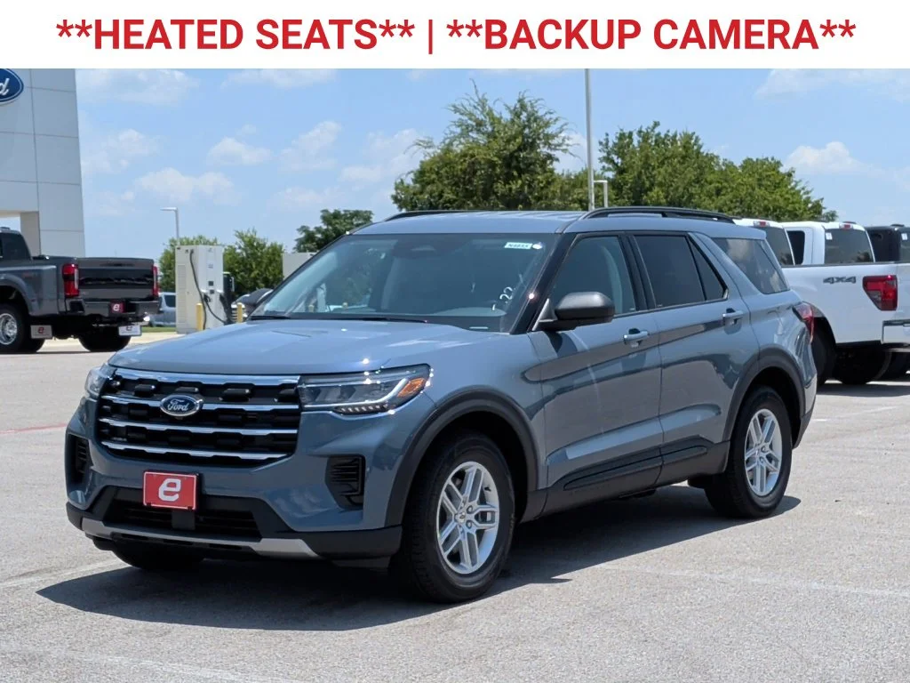 Used 2026 Vapor Blue Metallic Ford Active image 3