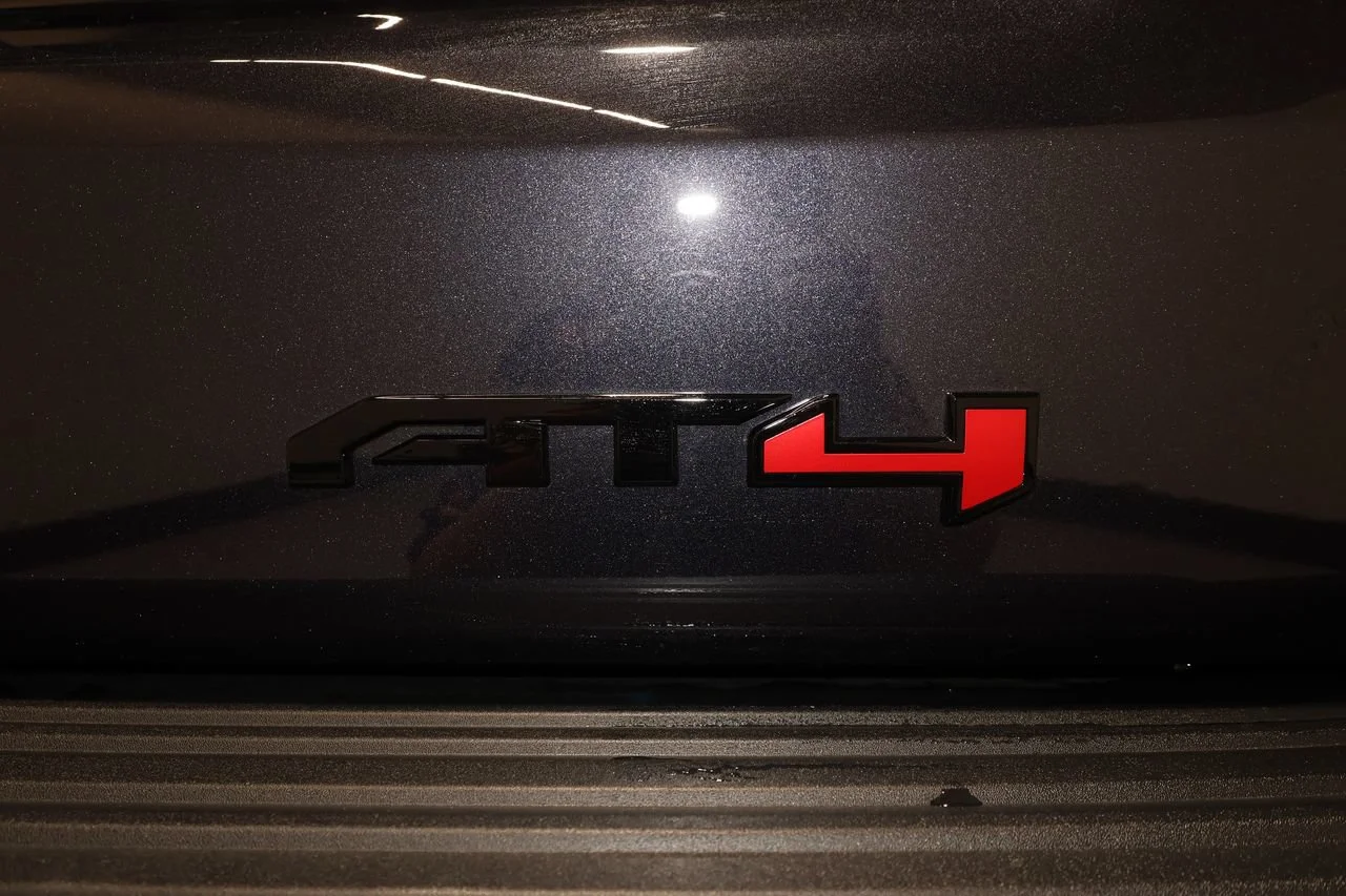 Used 2026 Titanium Rush Metallic GMC AT4 image 41