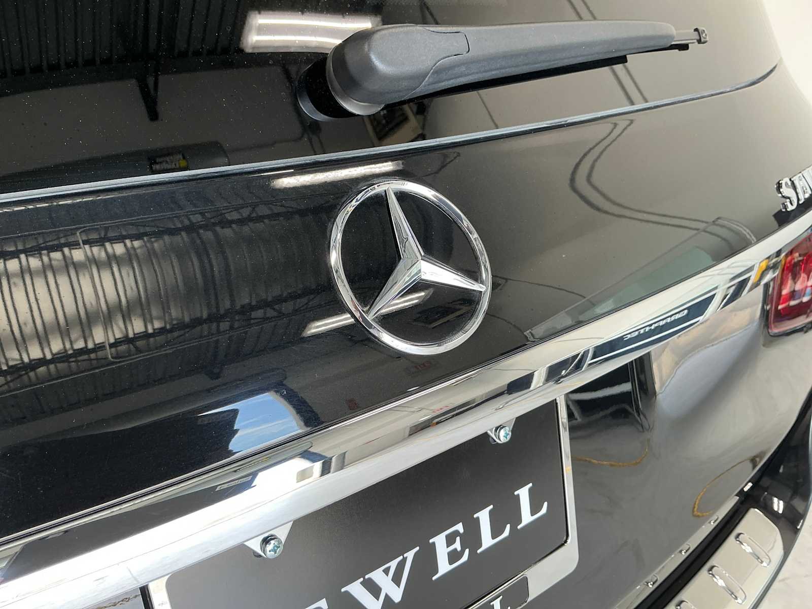 Certified Used 2023 Obsidian Black Metallic Mercedes-Benz GLS 450 image 11