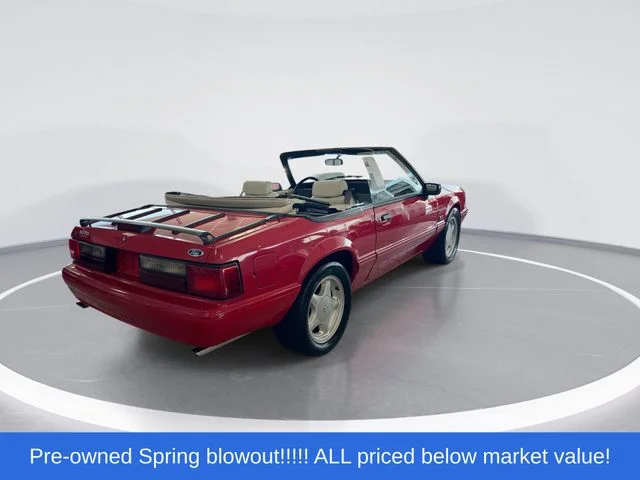 Used 1993 Red Ford LX image 8
