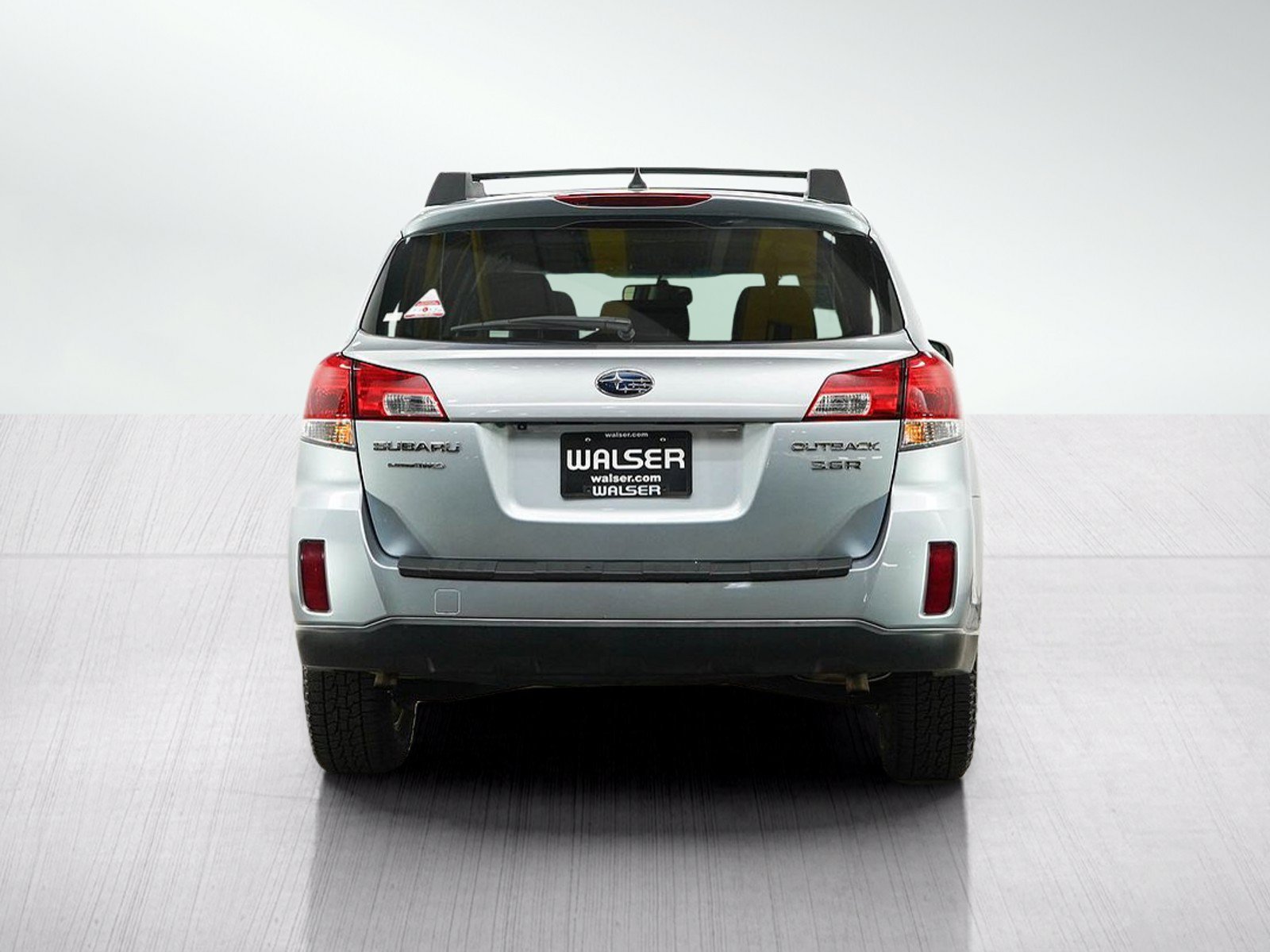 Used 2014 Ice Silver Metallic Subaru 3.6R image 4